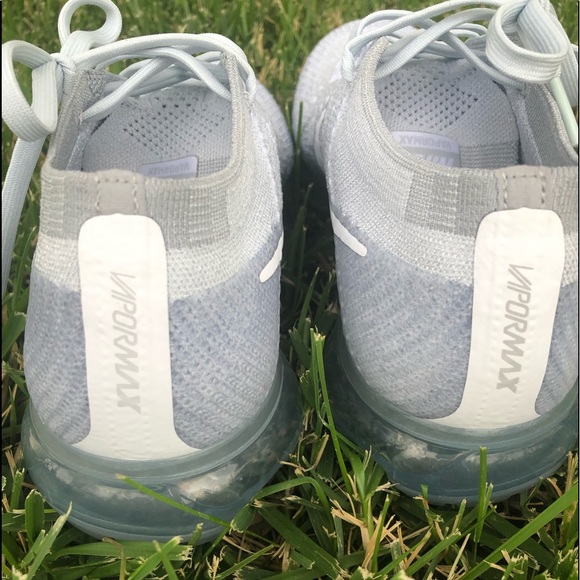 Nike Air Vapor Max, platinum color - Picture 4 of 8